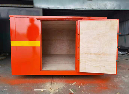 金秀车载炸药箱